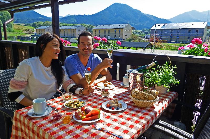 בית מלון כפרי Hilson Apartments Jasná