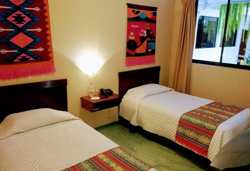 ホテル El Indio Inn