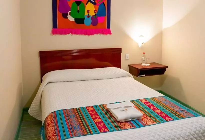 ホテル El Indio Inn