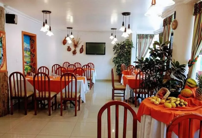 ホテル El Indio Inn