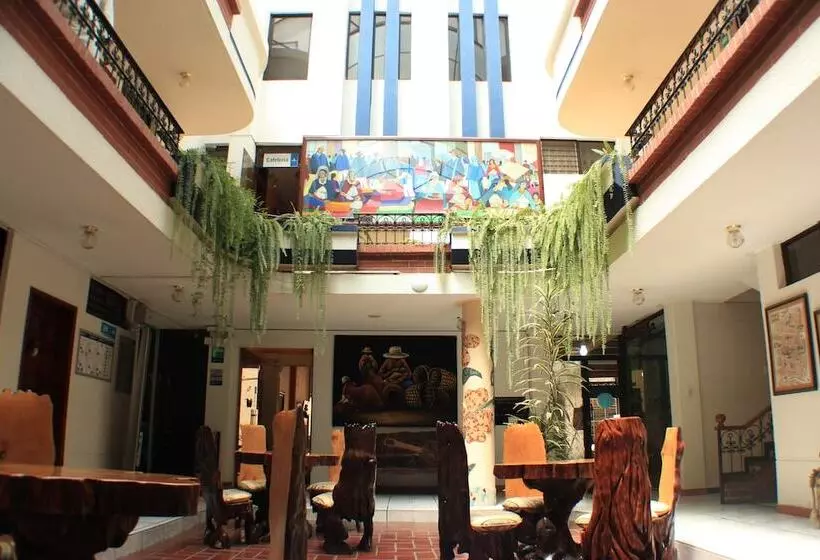 ホテル El Indio Inn