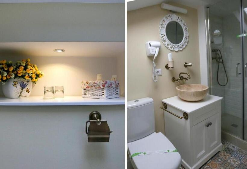 هتل Les Jardins Carol