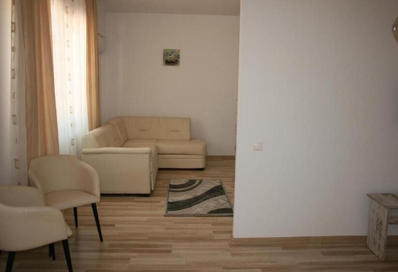 בית מלון כפרי Mihaela