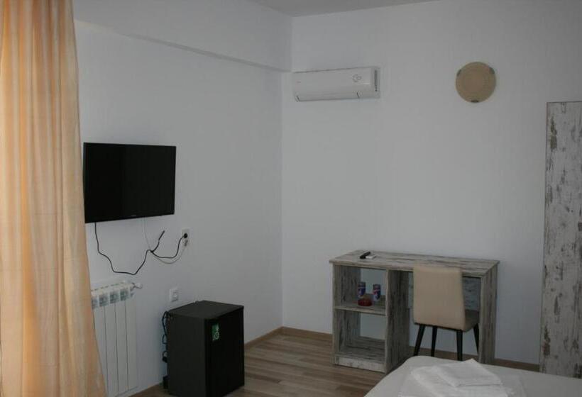 בית מלון כפרי Mihaela