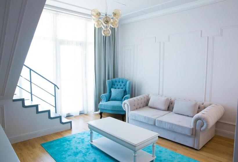 בית מלון כפרי Nautic Luxury Club