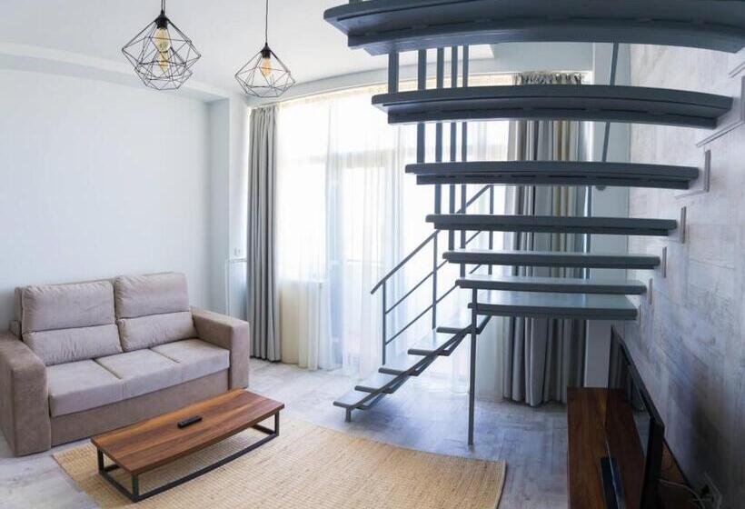 בית מלון כפרי Nautic Luxury Club