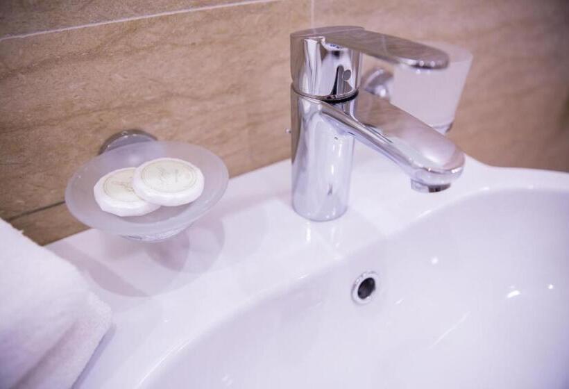 בית מלון כפרי Nautic Luxury Club