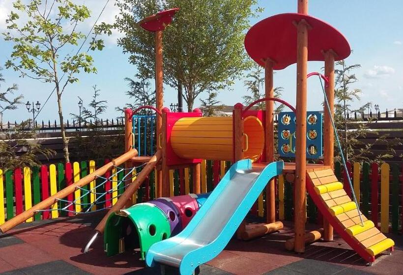 בית מלון כפרי Nautic Luxury Club