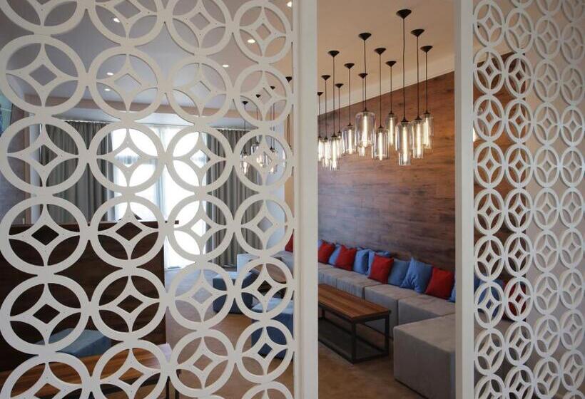 בית מלון כפרי Nautic Luxury Club