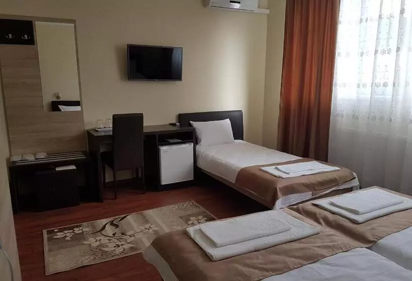 Hotel New