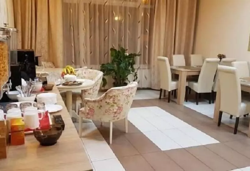 Hotel New
