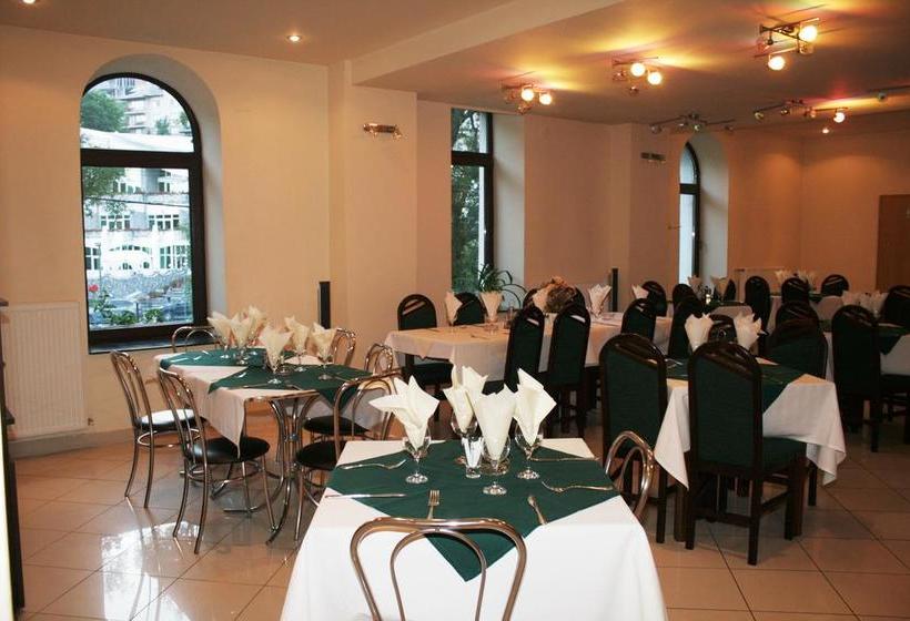 فندق Paraul Rece