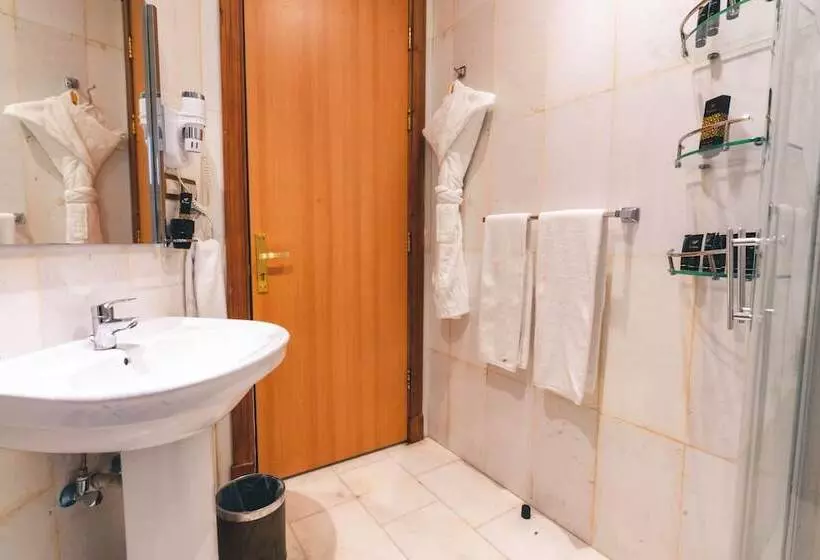 Hotelli Platinum Al Khamseen