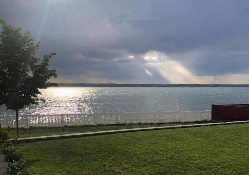 בית מלון כפרי Romantic