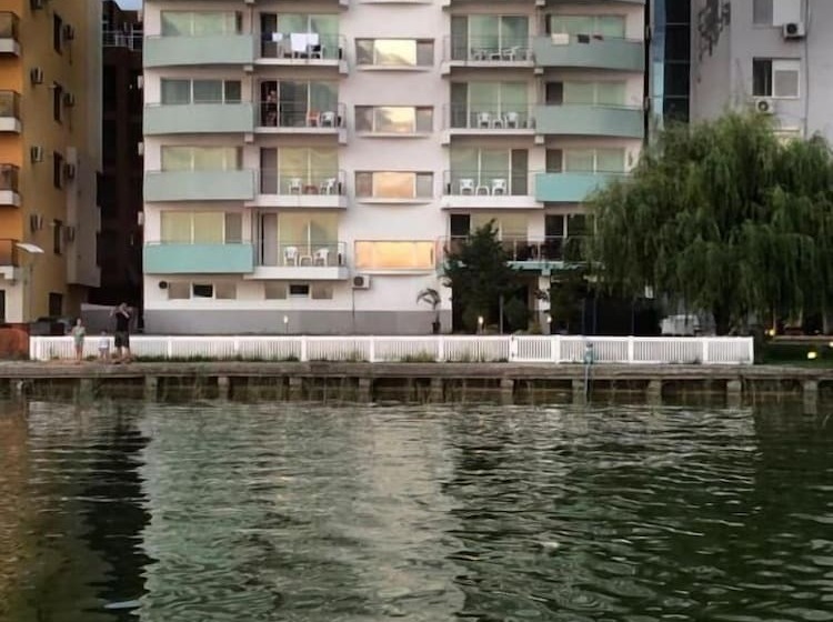 בית מלון כפרי Romantic