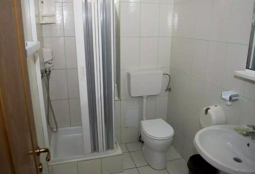 هتل Tiberius Residence