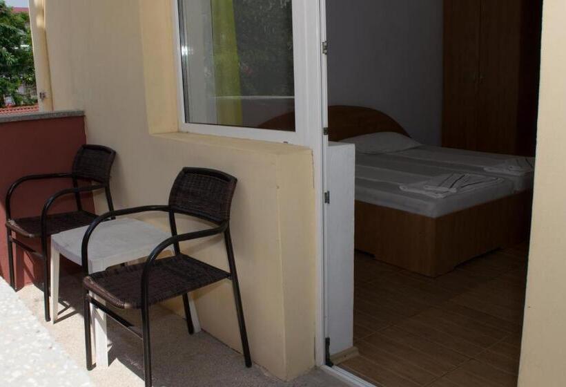 هتل Tiberius Residence