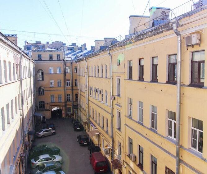 Superhostel On Nevsky 130