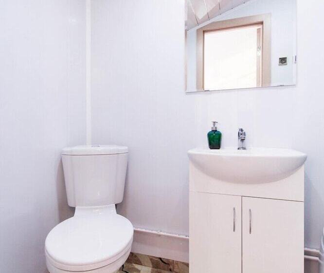 Superhostel On Nevsky 130