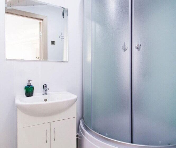 Superhostel On Nevsky 130