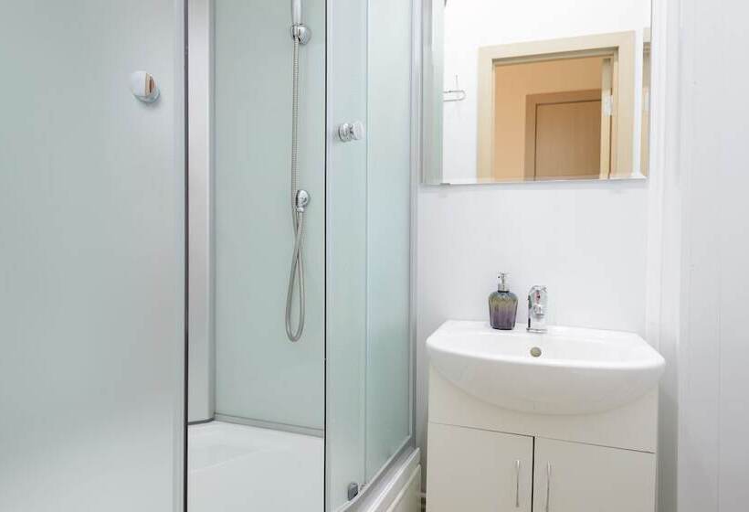 Superhostel On Nevsky 130