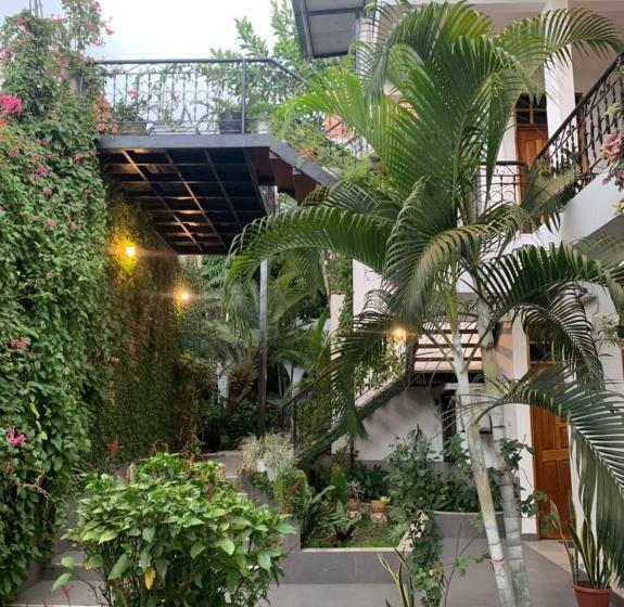 هاستل Alojamiento Familiar Custodia