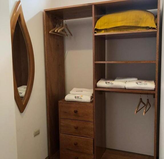 هاستل Alojamiento Familiar Custodia