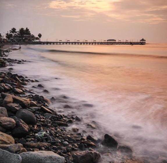 ユースホステル Los Esteros