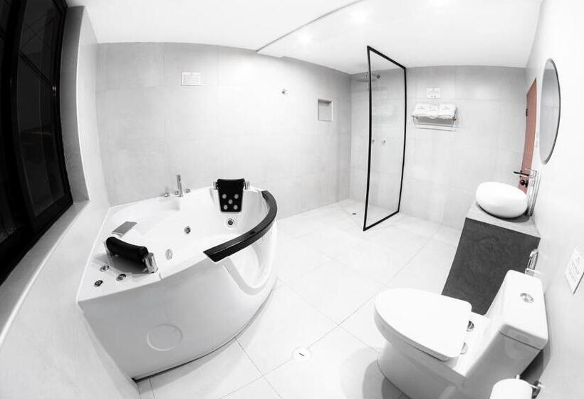 ユースホステル Los Esteros