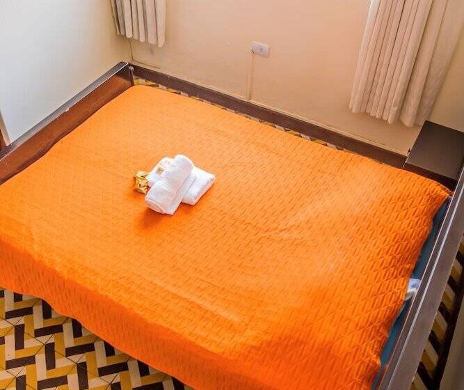 ユースホステル Los Esteros