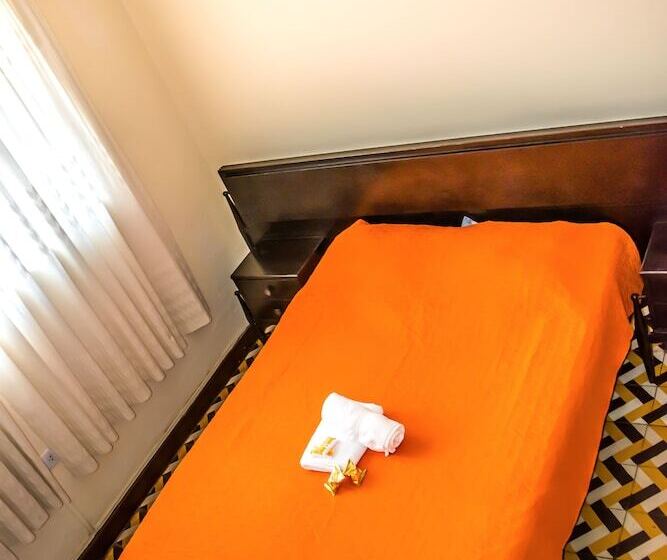 ユースホステル Los Esteros