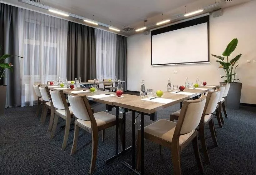 Leonardo Boutique Hotel Krakow Old Town