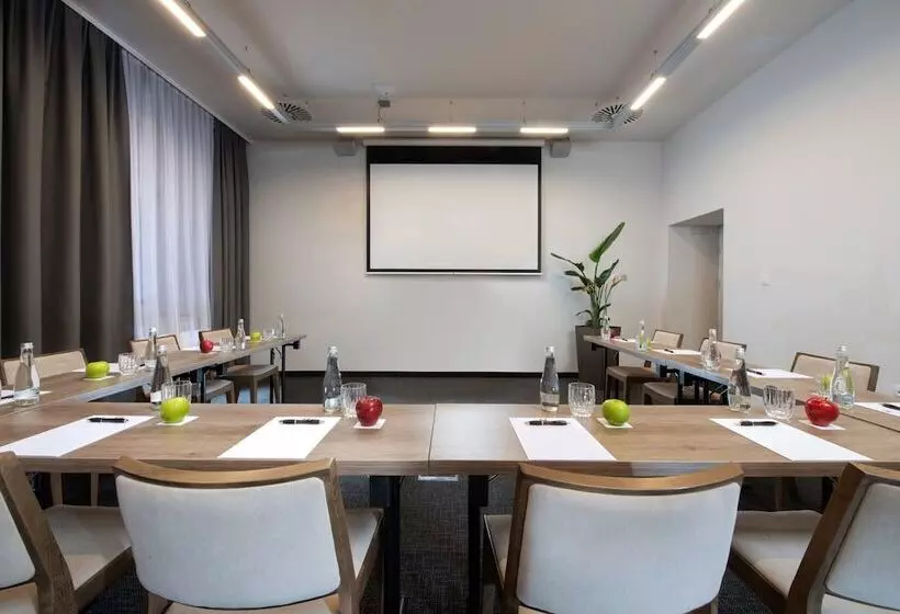 Leonardo Boutique Hotel Krakow Old Town