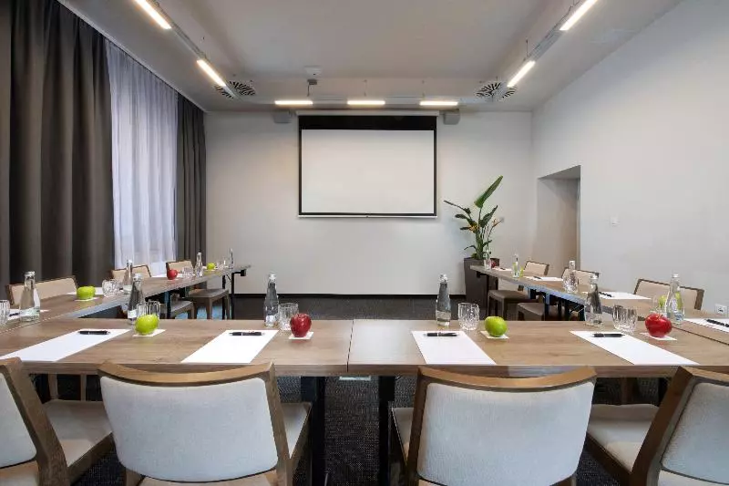Leonardo Boutique Hotel Krakow Old Town