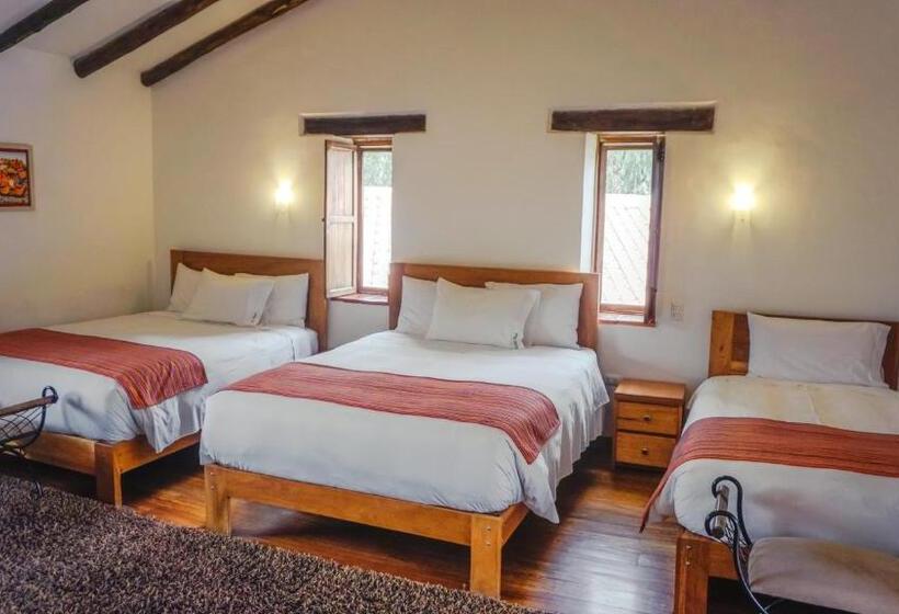 فندق Lizzy Wasi Urubamba