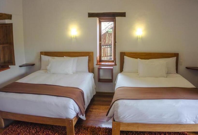 فندق Lizzy Wasi Urubamba