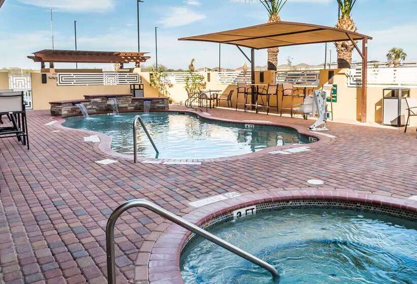 فندق Mainstay Suites Edinburg