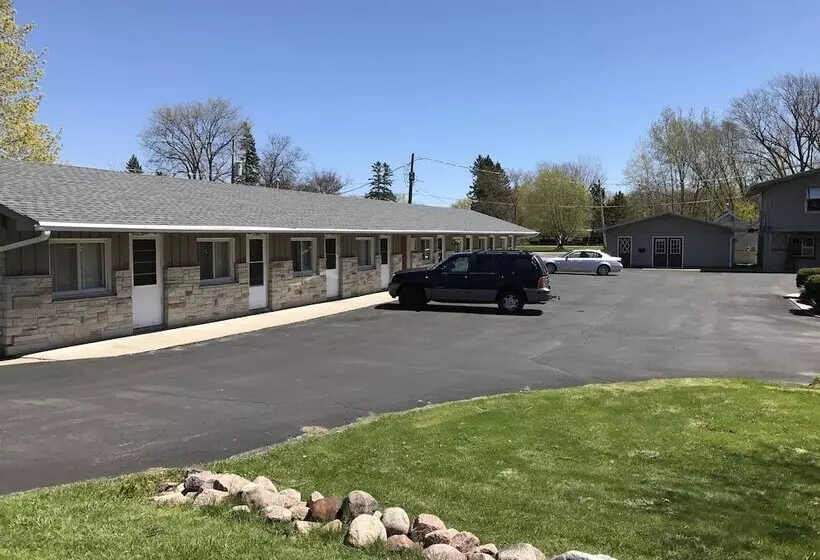 Hotelli Marinette Inn