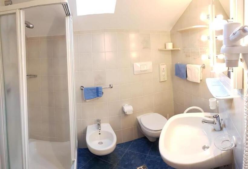 호텔 Residence Majarai