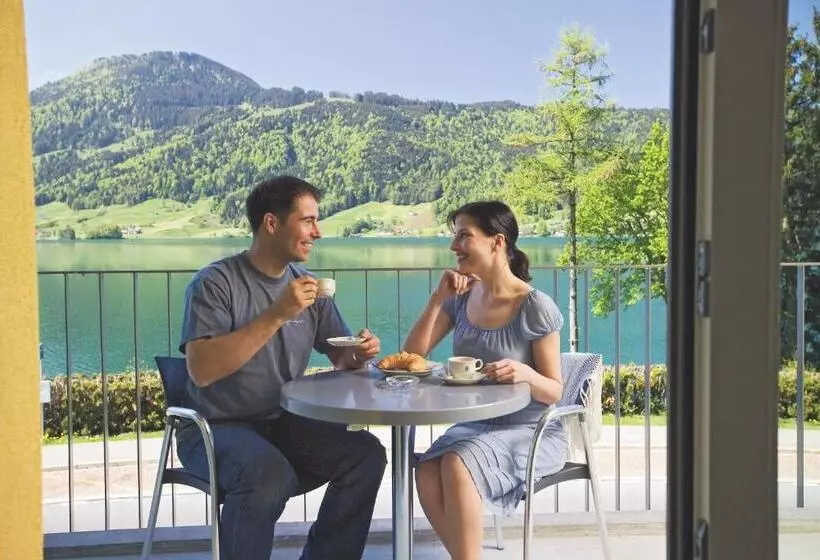 Hotelli Restaurant Eierhals Am ägerisee