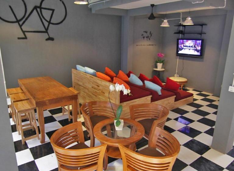 Kayun Hostel Downtown