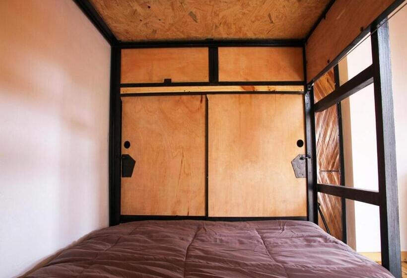 Supertramp Hostel Cusco