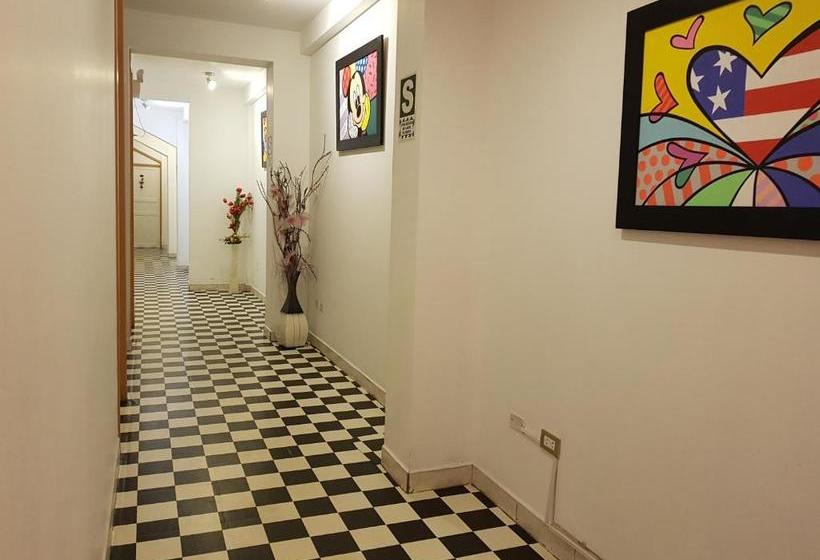 هاستل Le Prince Tacna