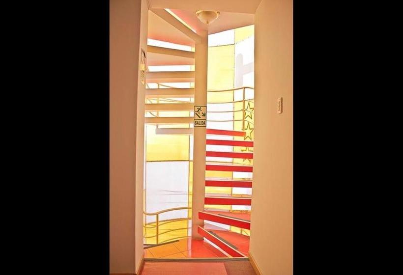 هاستل Le Prince Tacna