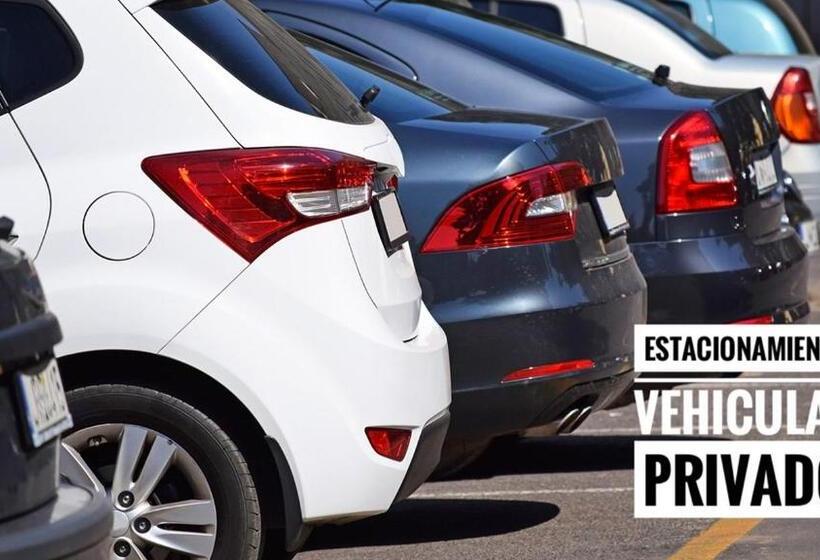 هاستل Le Prince Tacna