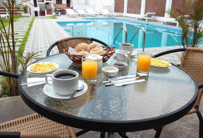 ユースホステル Residencial Los Frayles