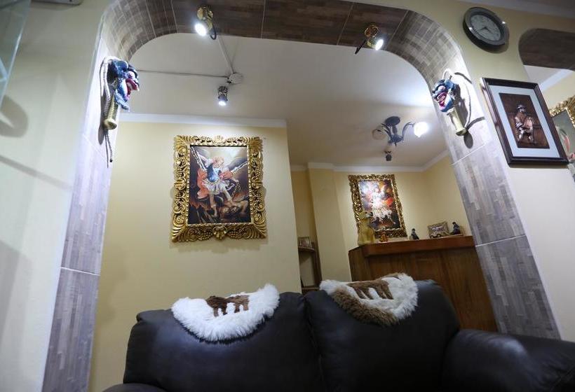 هاستل Totorani Inn