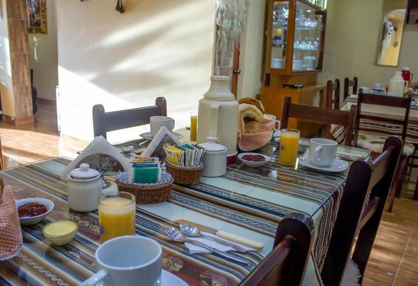 هاستل Totorani Inn