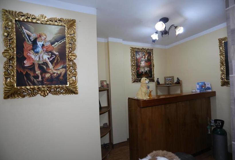 هاستل Totorani Inn