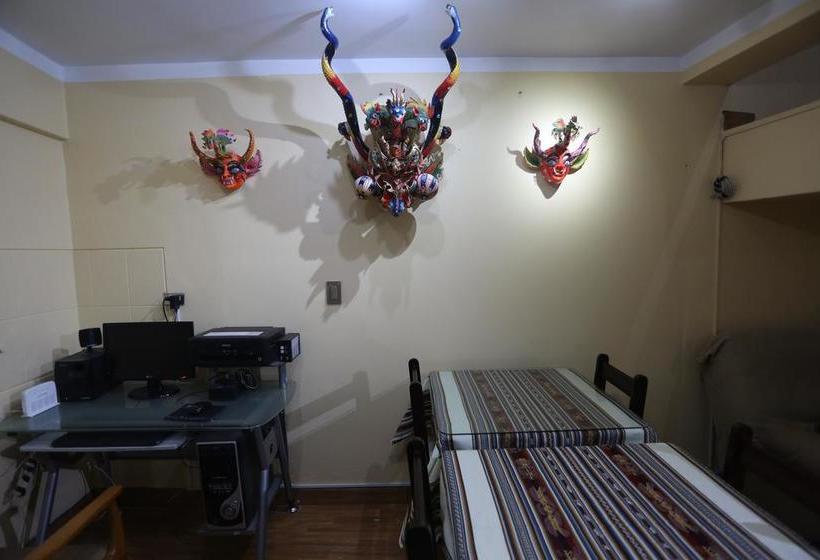 هاستل Totorani Inn